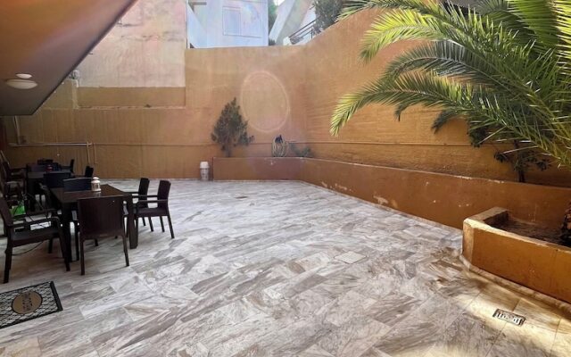 Oelia Rooms & Apartments