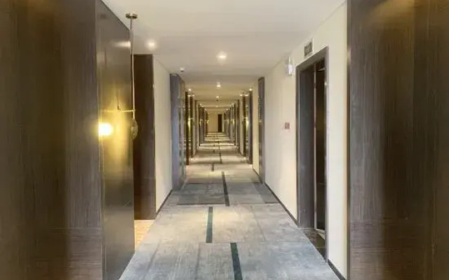 Lulan Hotel