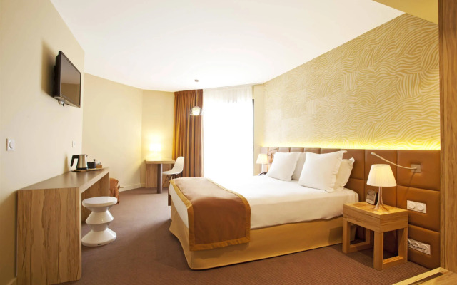 Golden Tulip Avignon Le Paradou