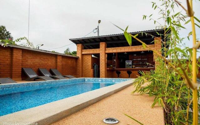 Assinie Lodge