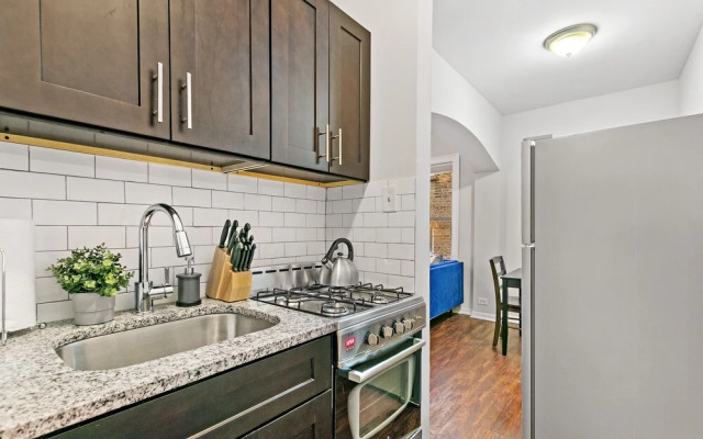 Studio Superb Apt Near Loyola University