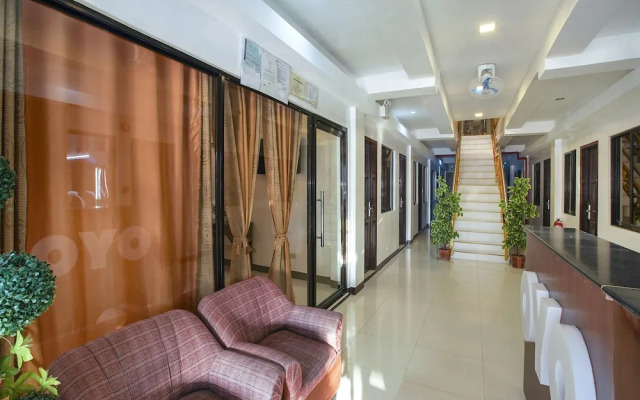 OYO 459 Offshore Hotel