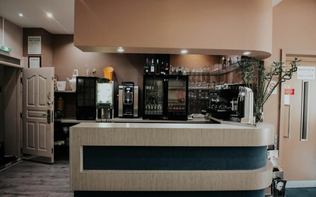 Hotel Cecyl Reims Centre