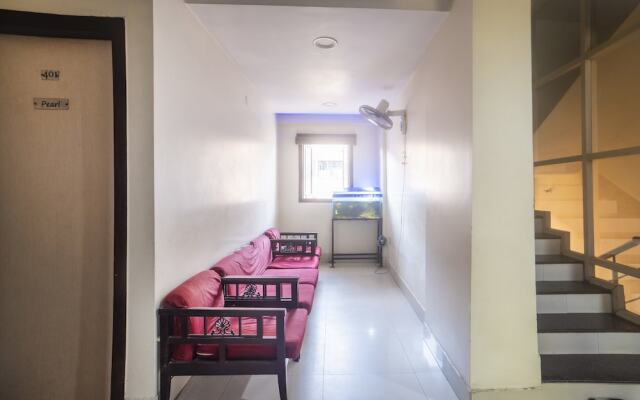 FabExpress Royal Residency I