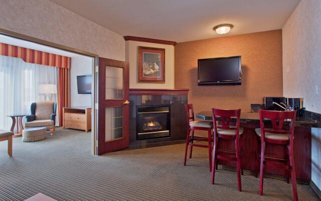 Holiday Inn Express Hotel & Suites Calgary S-Macleod Trail S by IHG
