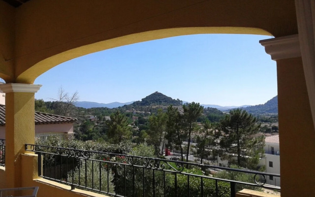 Beautiful Villa in Vidauban with Swimming Pool