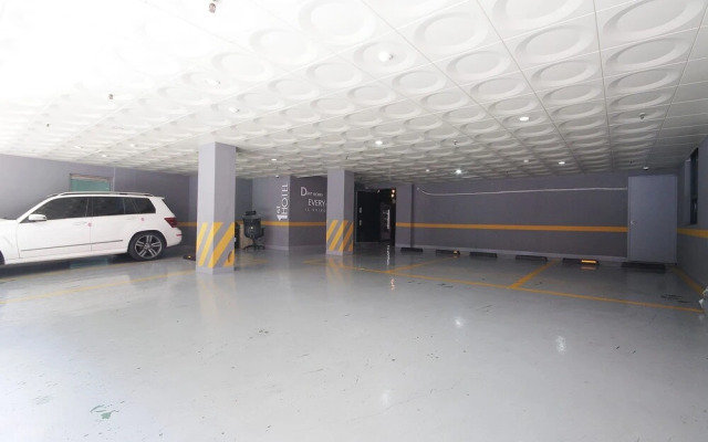 Yeosu 1st Avenue Hotel