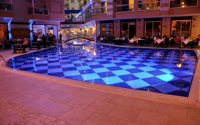 Taç Premier Hotel & Spa