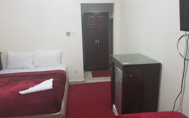 Burj AlSultan Hotel