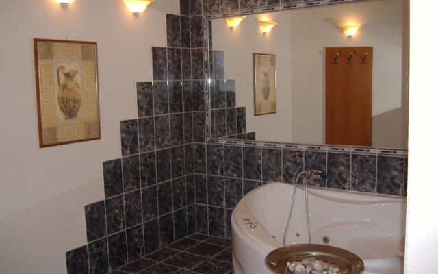 Hunguest Hotel Platánus