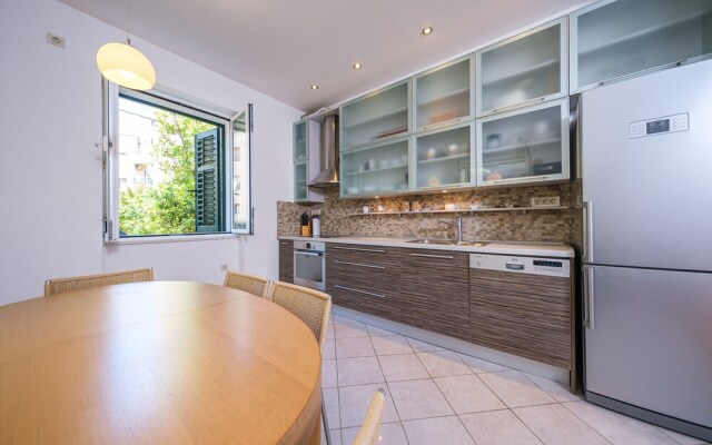 Apartment Bačvice Split