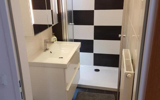 Gerald`s Apartment 10