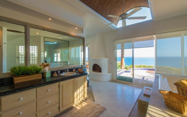 Amazing Ocean View From 6 Bedroom Pedregal Home: Villa Cerca del Cielo