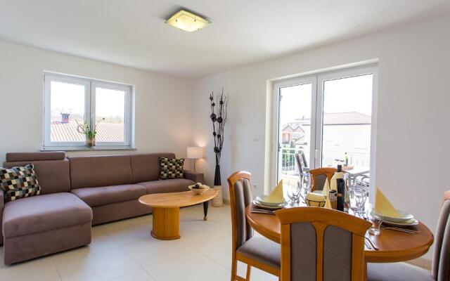 Apartment Maestral