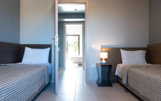 Stamos Hotel