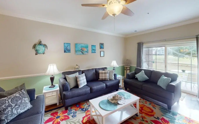 Magnolia Pointe Luster Leaf 4886-101