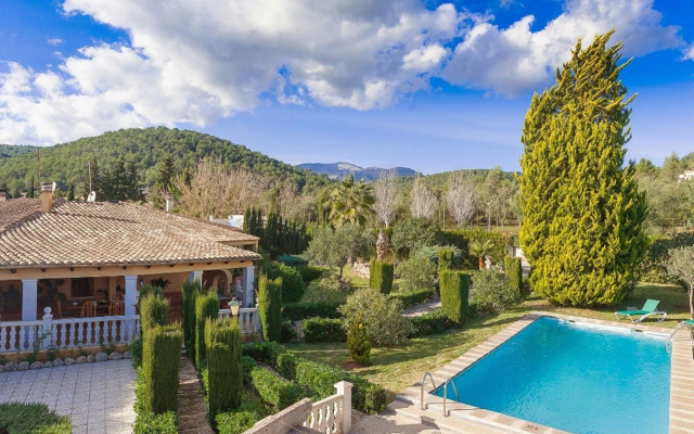 Hibiscus - Villa With Private Pool In Crestatx