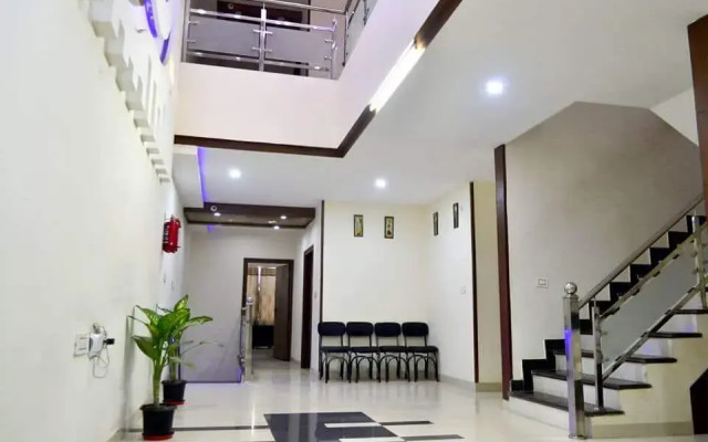 Hotel At Inn