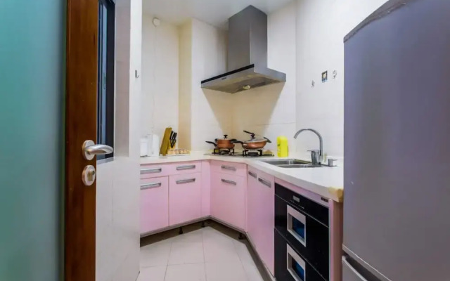 Locals Boutique Apartment Jiuzhou Port.6