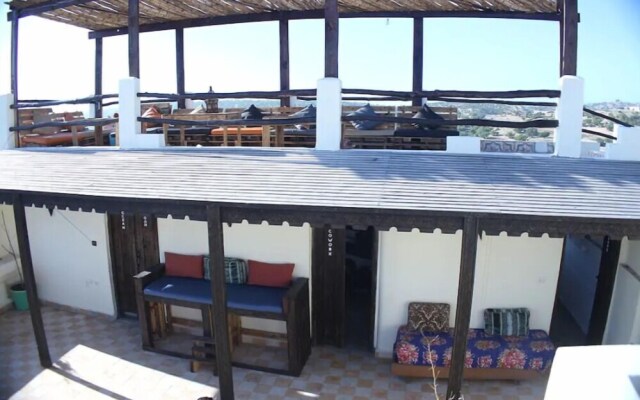 Tawsna Riad