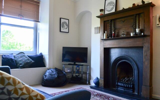 Modern 1 Bedroom Flat