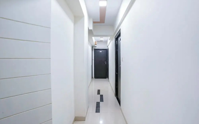 Fabhotel Kamran Residency