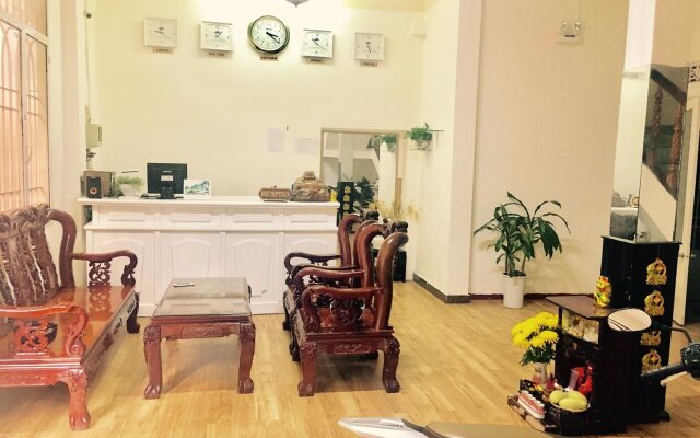 Hoa Cat Violet Hotel