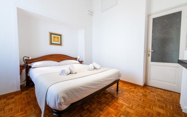 Casa Emme in Rome With 2 Bedrooms and 1 Bathrooms