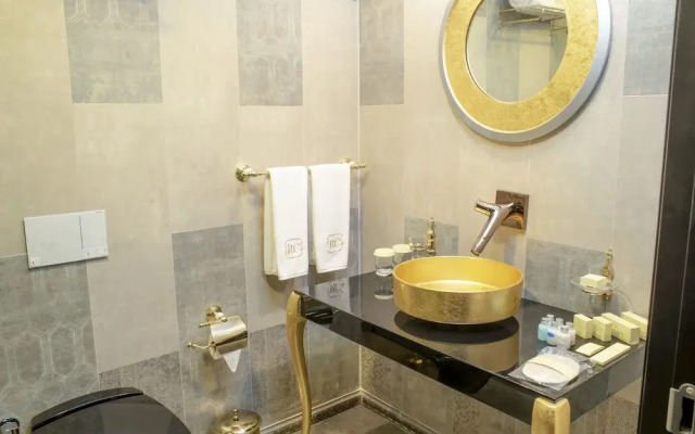 Enki Royal Cesme Hotel