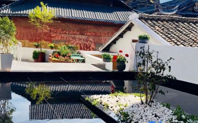 Xichang Yiwai Inn (Dashiban Community)