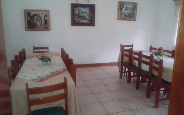Apartamentos Casa Flores de Tikal