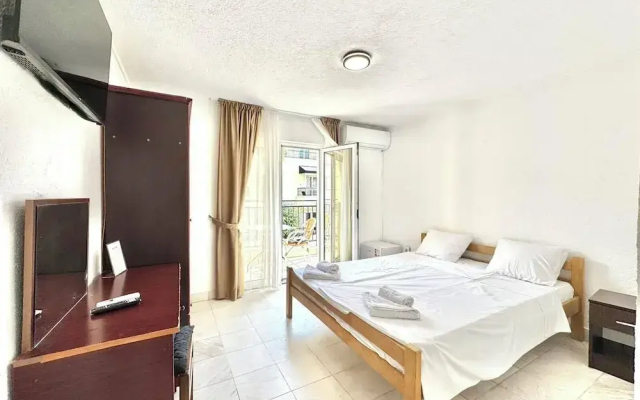 Hotel Lobo