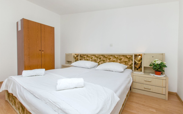 Apartment Neda