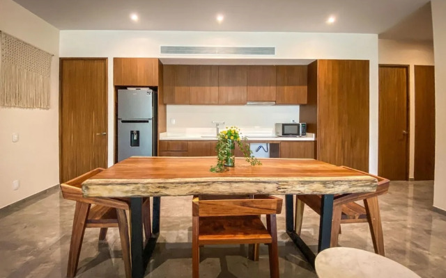 Friends and Family Luxury Apartment