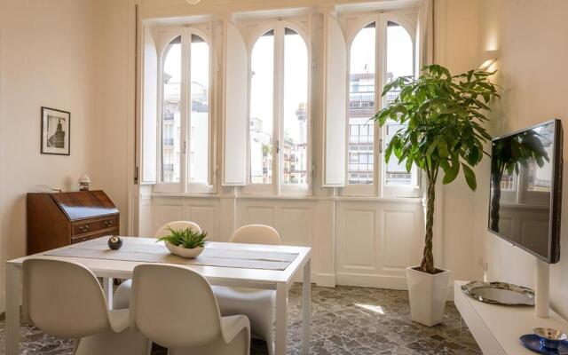 Art View Luxury Apartment