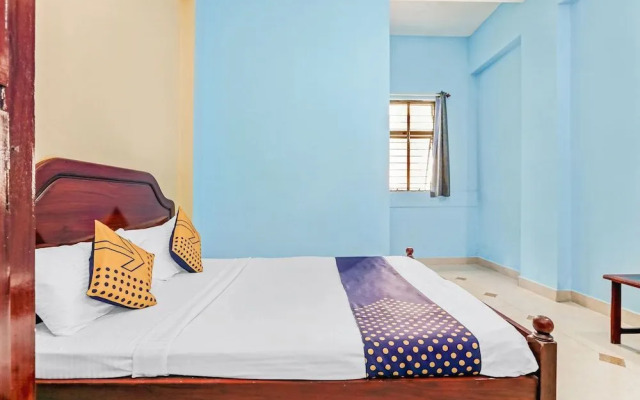 Moonlight Residency by OYO Rooms