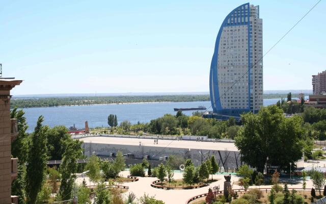 Апартаменты в центре Волгограда на ул. Советская, д. 3