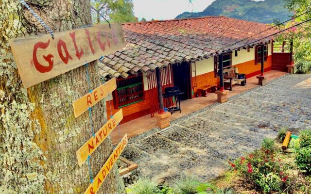 Compostela cabaña privada (private cabin for rent)