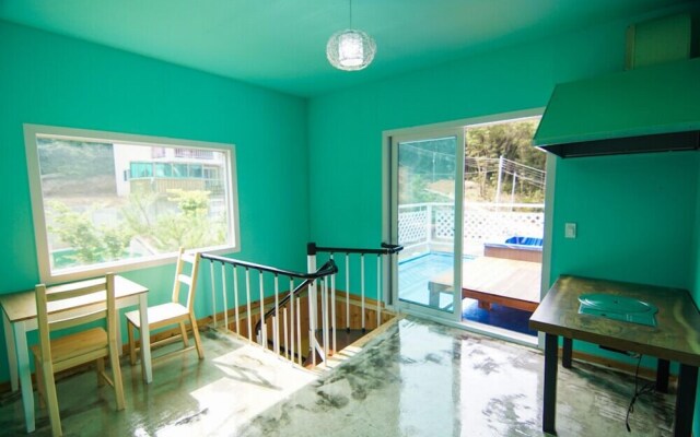 Sunrise Pension