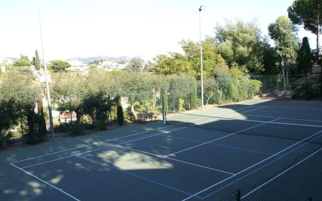 Studio Near the Boulevard in the Decadent City of Cannes