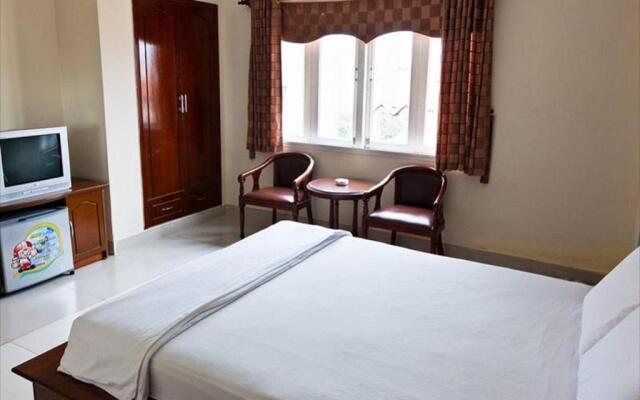 The Six Hotel Hoang Long Son 3