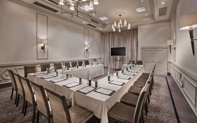 Labourdonnais Waterfront Hotel