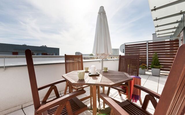 Apartments Chelmonskiego by Renters