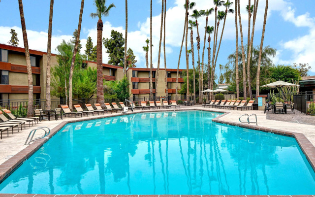 DoubleTree by Hilton Phoenix Tempe