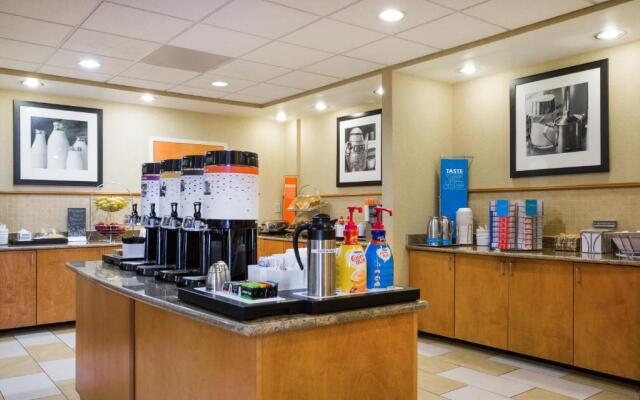 Hampton Inn Petersburg-Southpark Mall