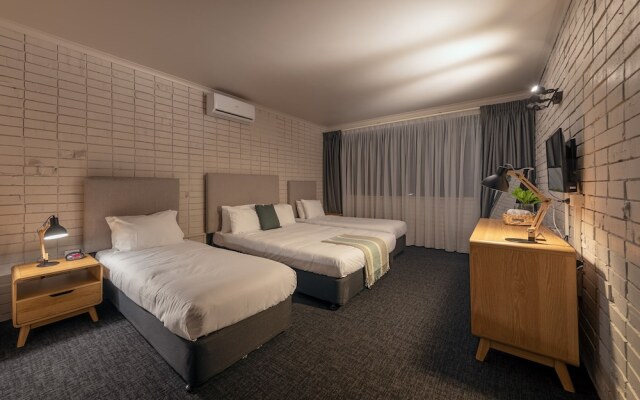 Palms Hotel Motel Chullora