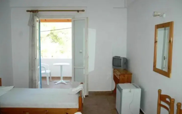 Chalikias Rooms