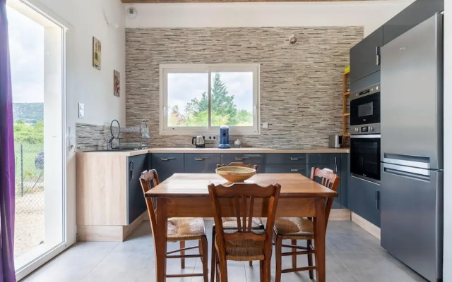 Cosy Holiday Home With Pool