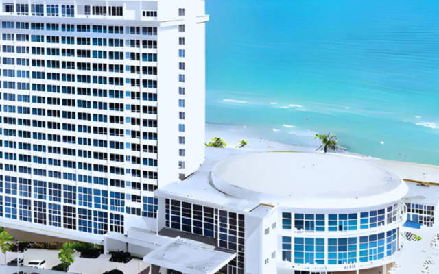 Castle Beach Club Apartments