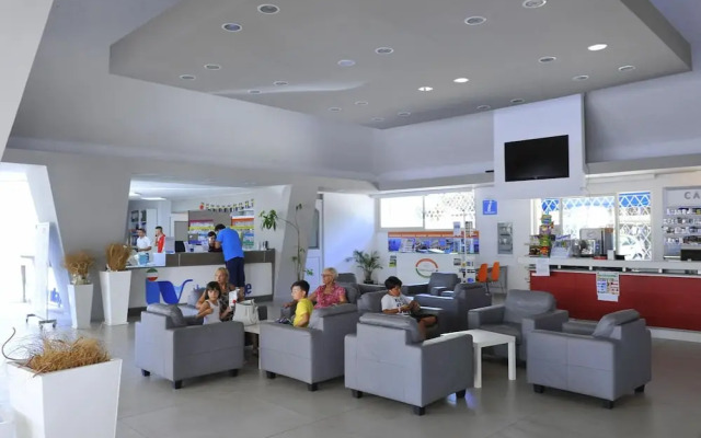 Apartment in Baia Domzia Near the sea